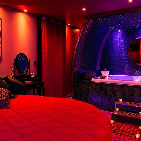 L'Insolite Spa Privatif "Suite Luxueuse-Jacuzzi" Тулуза Экстерьер фото