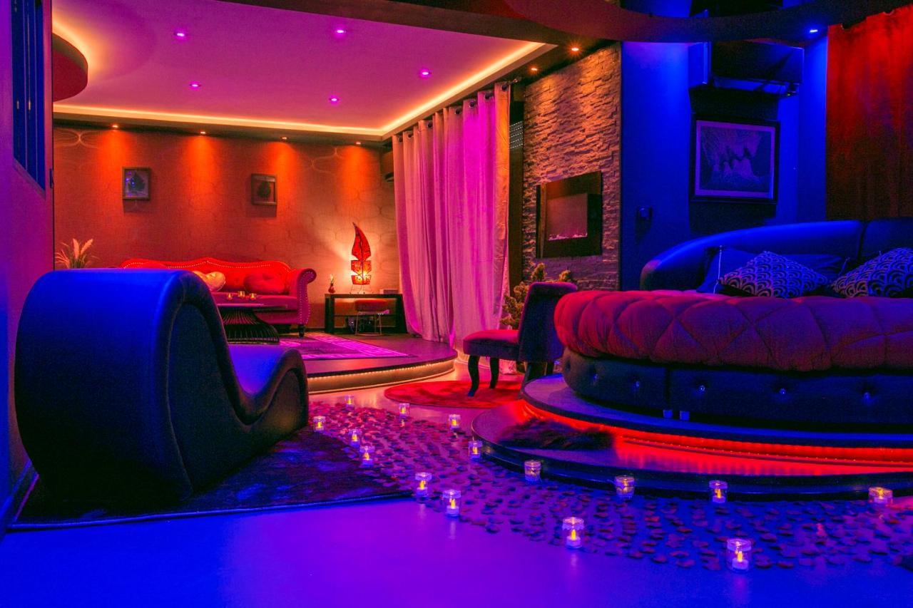L'Insolite Spa Privatif "Suite Luxueuse-Jacuzzi" Тулуза Экстерьер фото