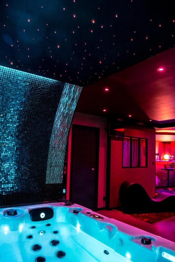 L'Insolite Spa Privatif "Suite Luxueuse-Jacuzzi" Тулуза Экстерьер фото